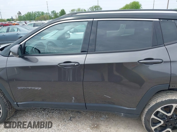 2018 Jeep Compass Limited with VIN 3C4NJDCB1JT481078, listed as a IAAI auction lot 42215310 with 58,629 mi miles and . Bid and sale history available at DreamBid. Image 15.