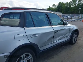2006 BMW X3 3.0i z VIN WBXPA93436WD25154, wystawiony jako IAAI lot #42224497 z przebiegiem 187 989 mil mil oraz . Historia ofert i sprzedaży dostępna na DreamBid. Obrazek 6.