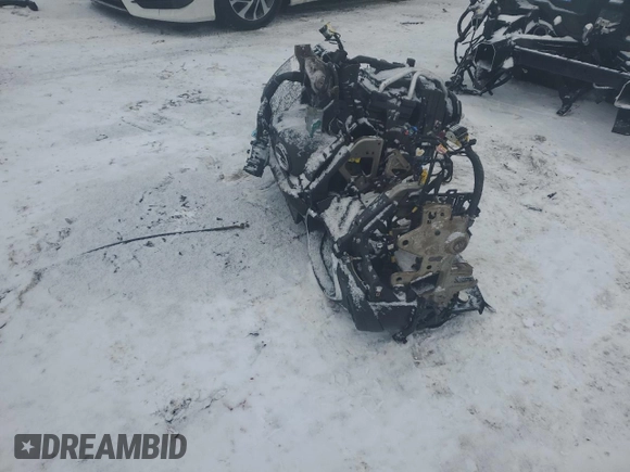 2019 Chevrolet Blazer z VIN 3GNKBBRA4KS635980, wystawiony jako Copart lot #89118345 z przebiegiem Nie podano mil oraz Nie do naprawy • Non repairable. Historia ofert i sprzedaży dostępna na DreamBid. Obrazek 4.