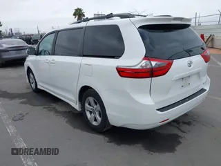 2020 Toyota Sienna LE Auto Access Seat с VIN 5TDKZ3DC0LS044909, выставлен на аукционе IAAI как лот 42289084 с пробегом 71 090 миль миль и . История ставок и продаж доступна на DreamBid. Изображение 3.