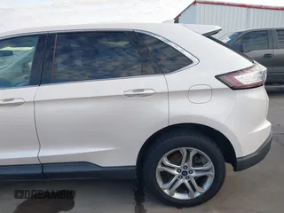 2017 Ford Edge Titanium z VIN 2FMPK4K92HBB10842, wystawiony jako IAAI lot #41307667 z przebiegiem 109 385 mil mil oraz . Historia ofert i sprzedaży dostępna na DreamBid. Obrazek 19.