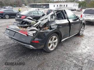 2022 Audi Q5 S line Premium Plus with VIN WA1EAAFY9N2014801, listed as a IAAI auction lot 41307467 with 1 mi miles. Bid and sale history available at carsss.com. Image 4.