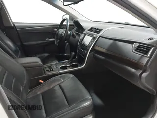 2016 Toyota Camry XSE with VIN 4T1BK1FK0GU570869, listed as a IAAI auction lot 41316617 with 71,425 mi miles. Bid and sale history available at carsss.com. Image 5.