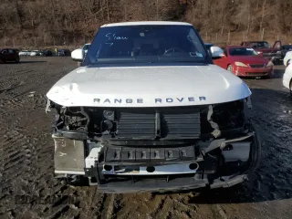 2017 Land Rover Range Rover HSE z VIN SALGS2FK4HA352980, wystawiony jako Copart lot #85070634 z przebiegiem 73 248 mil mil oraz Szkoda całkowita • Salvage title. Historia ofert i sprzedaży dostępna na DreamBid. Obrazek 5.