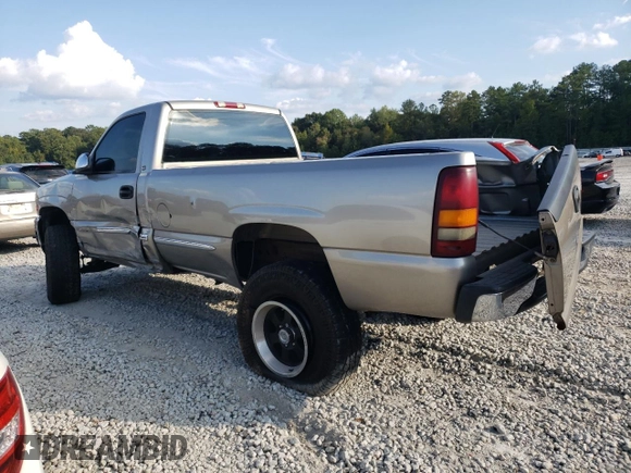 2000 GMC New Sierra 1500 SLE with VIN 1GTEC14T0YE377935, listed as a Copart auction lot 74091684 with 255,760 mi miles and Salvage Title. Bid and sale history available at carsss.com. Image 2.