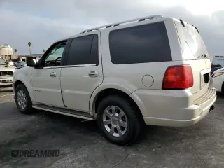 2006 Lincoln Navigator Luxury with VIN 5LMFU275X6LJ24417, listed as a Copart auction lot 77639894 with 142,665 mi miles and Salvage Title. Bid and sale history available at carsss.com. Image 2.