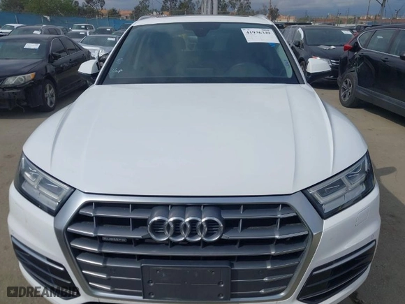 2018 Audi Q5 Premium Plus with VIN WA1BNAFY3J2065499, listed as a IAAI auction lot 41936349 with 121,667 mi miles. Bid and sale history available at carsss.com. Image 6.