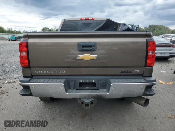 2015 Chevrolet Silverado 3500HD LTZ with VIN 1GC4K0E88FF572157, listed as a Copart auction lot 67583004 with 156,783 mi miles and Salvage Title. Bid and sale history available at carsss.com. Image 6.