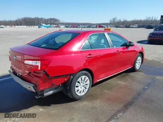 2013 Toyota Camry Hybrid LE with VIN 4T1BD1FK1DU077613, listed as a IAAI auction lot 41733735 with 171,233 mi miles. Bid and sale history available at carsss.com. Image 4.