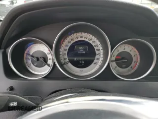 2013 Mercedes-Benz C 300 Sport z VIN WDDGF8AB3DA788872, wystawiony jako Copart lot #56325655 z przebiegiem 173 183 mil mil oraz Szkoda całkowita • Salvage title. Historia ofert i sprzedaży dostępna na DreamBid. Obrazek 9.