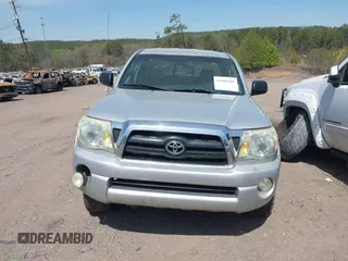 2007 Toyota Tacoma PreRunner with VIN 5TETU62N67Z427352, listed as a IAAI auction lot 41900208 with 167,616 mi miles. Bid and sale history available at carsss.com. Image 6.