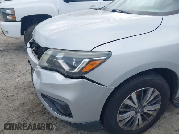 2018 Nissan Pathfinder S with VIN 5N1DR2MN5JC605426, listed as a IAAI auction lot 41142276 with 138,100 mi miles and . Bid and sale history available at DreamBid. Image 6.