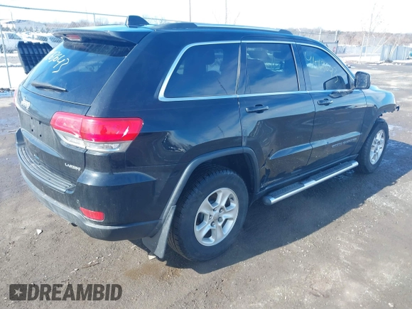 2017 Jeep Grand Cherokee Laredo with VIN 1C4RJEAGXHC685888, listed as a IAAI auction lot 41563643 with 193,997 mi miles. Bid and sale history available at carsss.com. Image 4.