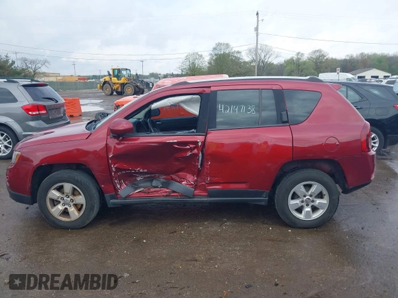 2016 Jeep Compass Latitude с VIN 1C4NJCEA3GD665807, выставлен на аукционе IAAI как лот 42147138 с пробегом 130 244 миль миль и . История ставок и продаж доступна на DreamBid. Изображение 14.