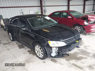 2013 Volkswagen Jetta SE z VIN 3VWDP7AJXDM353228, wystawiony jako IAAI lot #42364744 z przebiegiem 132 672 mil mil oraz . Historia ofert i sprzedaży dostępna na DreamBid. Obrazek 1.
