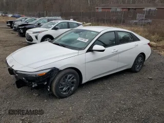 2024 Hyundai Elantra SEL with VIN KMHLM4DG4RU674475, listed as a Copart auction lot 51055705 with 32,922 mi miles and Non Repairable. Bid and sale history available at carsss.com. Image 1.