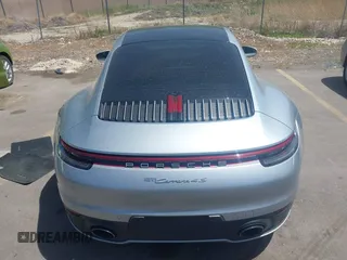 2020 Porsche 911 Carrera S z VIN WP0AB2A90LS229570, wystawiony jako IAAI lot #42242278 z przebiegiem 15 967 mil mil oraz . Historia ofert i sprzedaży dostępna na DreamBid. Obrazek 16.