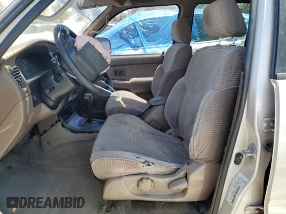 1997 Toyota 4Runner SR5 z VIN JT3GN86R9V0050590, wystawiony jako Copart lot #58183695 z przebiegiem 331 017 mil mil oraz Szkoda całkowita • Salvage title. Historia ofert i sprzedaży dostępna na DreamBid. Obrazek 7.