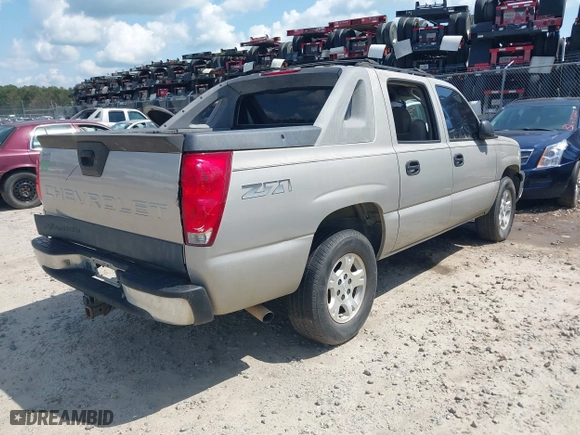 2005 Chevrolet Avalanche Z71 with VIN 3GNEK12Z05G246607, listed as a IAAI auction lot 41972160 with 1 mi miles. Bid and sale history available at carsss.com. Image 4.