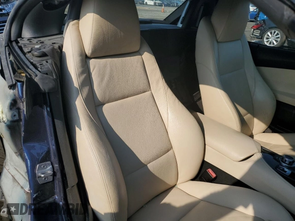 2014 BMW Z4 sDrive35is with VIN WBALM1C57EE634167, listed as a Copart auction lot 69088044 with 68,620 mi miles and Salvage title. Bid and sale history available at DreamBid. Image 10.