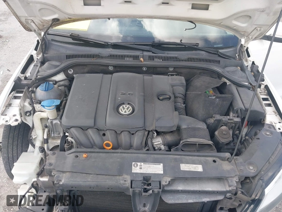 2013 Volkswagen Jetta SE z VIN 3VWDP7AJ2DM407640, wystawiony jako IAAI lot #42589327 z przebiegiem 171 134 mil mil oraz . Historia ofert i sprzedaży dostępna na DreamBid. Obrazek 10.