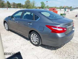 2016 Nissan Altima 2.5 S with VIN 1N4AL3AP6GN352169, listed as a IAAI auction lot 42204580 with 170,162 mi miles. Bid and sale history available at carsss.com. Image 3.