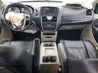 2014 Chrysler Town & Country Touring-L with VIN 2C4RC1CG7ER329627, listed as a Copart auction lot 43019185 with 204,542 mi miles and Clean Title. Bid and sale history available at carsss.com. Image 8.