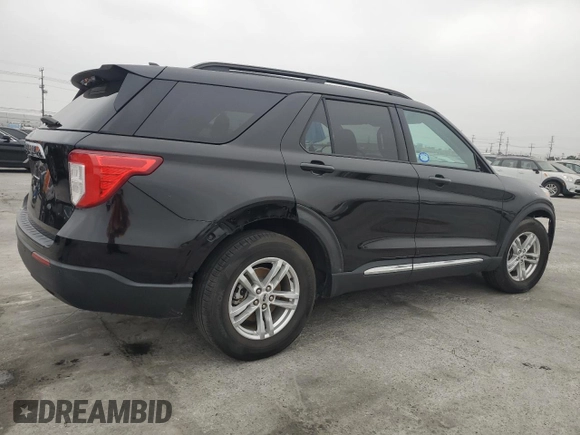 2022 Ford Explorer XLT with VIN 1FMSK7DH9NGB75398, listed as a Copart auction lot 54397385 with 18,333 mi miles and Clean Title. Bid and sale history available at carsss.com. Image 3.