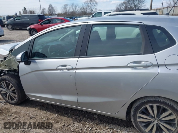 2015 Honda Fit EX-L with VIN 3HGGK5H88FM753136, listed as a IAAI auction lot 41884461 with 63,145 mi miles. Bid and sale history available at carsss.com. Image 15.