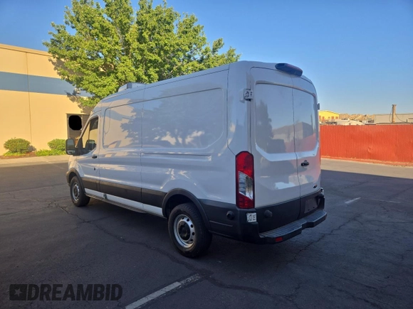 2019 Ford Transit with VIN 1FTYR2CM0KKA98621, listed as a Copart auction lot 60940125 with 77,075 mi miles and Salvage title. Bid and sale history available at DreamBid. Image 3.