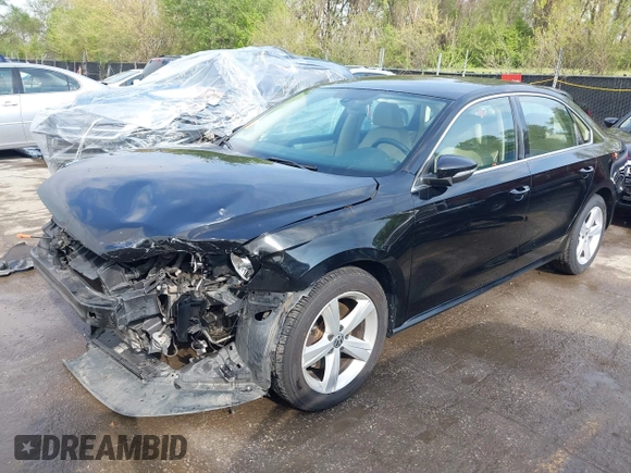 2012 Volkswagen Passat SE z VIN 1VWBP7A37CC005654, wystawiony jako IAAI lot #42019336 z przebiegiem 199 228 mil mil oraz . Historia ofert i sprzedaży dostępna na DreamBid. Obrazek 17.