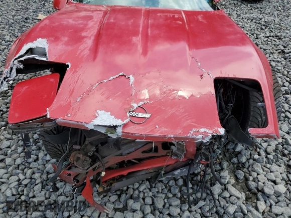 1988 Chevrolet Corvette z VIN 1G1YY2186J5112195, wystawiony jako Copart lot #55990205 z przebiegiem Nie podano mil oraz Szkoda całkowita • Salvage title. Historia ofert i sprzedaży dostępna na DreamBid. Obrazek 11.