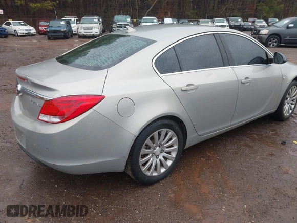 2011 Buick Regal CXL RL4 with VIN W04GS5ECXB1009630, listed as a IAAI auction lot 41549082 with 253,980 mi miles. Bid and sale history available at carsss.com. Image 4.