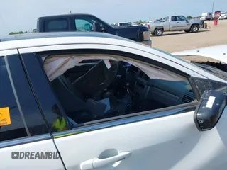 2010 Ford Fusion SE с VIN 3FAHP0HAXAR393816, выставлен на аукционе IAAI как лот 42295950 с пробегом Не указан миль и . История ставок и продаж доступна на DreamBid. Изображение 5.