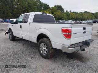 2010 Ford F-150 XL with VIN 1FTEX1C82AFC53442, listed as a IAAI auction lot 40375638 with 1 mi miles. Bid and sale history available at carsss.com. Image 3.
