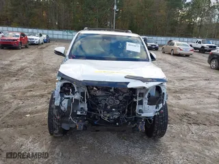 2022 Toyota 4Runner SR5 Premium with VIN JTENU5JR9N6042526, listed as a IAAI auction lot 40919872 with 37,404 mi miles. Bid and sale history available at carsss.com. Image 6.