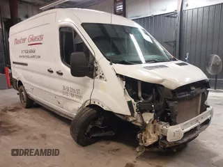 2020 Ford Transit Cargo z VIN 1FTBR1C85LKA36071, wystawiony jako IAAI lot #42547845 z przebiegiem 44 748 mil mil oraz . Historia ofert i sprzedaży dostępna na DreamBid. Obrazek 1.
