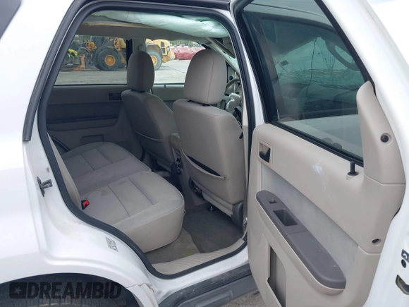2010 Ford Escape Hybrid with VIN 1FMCU4K30AKC27870, listed as a IAAI auction lot 42246083 with 127,782 mi miles and . Bid and sale history available at DreamBid. Image 8.