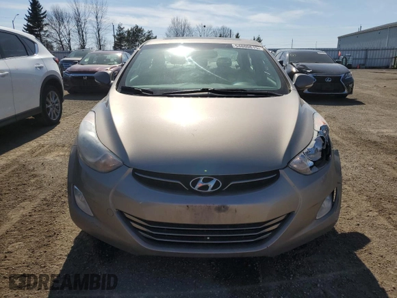 2013 Hyundai Elantra GLS z VIN 5NPDH4AE8DH425468, wystawiony jako Copart lot #54800815 z przebiegiem 320 397 mil mil oraz Czysty tytuł • Clean title. Historia ofert i sprzedaży dostępna na DreamBid. Obrazek 5.
