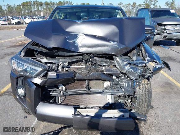 2017 Toyota 4Runner SR5 with VIN JTEZU5JR7H5154009, listed as a IAAI auction lot 41351354 with 127,781 mi miles. Bid and sale history available at carsss.com. Image 6.