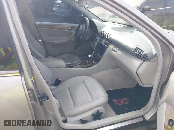 2007 Mercedes-Benz C 230 Sport with VIN WDBRF52H47F934920, listed as a IAAI auction lot 42480555 with 169,508 mi miles and . Bid and sale history available at DreamBid. Image 5.