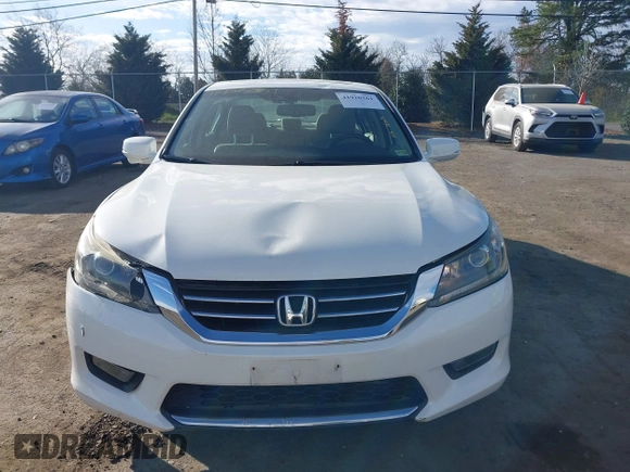 2014 Honda Accord EX-L with VIN 1HGCR2F82EA163330, listed as a IAAI auction lot 41920561 with 86,890 mi miles and . Bid and sale history available at carsss.com. Image 12.