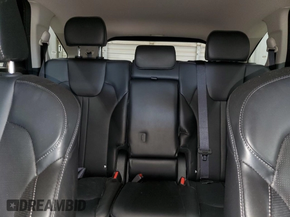 2024 Kia Sorento S z VIN 5XYRL4JC9RG285366, wystawiony jako Copart lot #62534455 z przebiegiem Nie podano mil oraz Nie do naprawy • Non repairable. Historia ofert i sprzedaży dostępna na DreamBid. Obrazek 10.