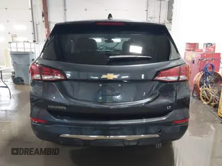 2022 Chevrolet Equinox LT z VIN 2GNAXKEV8N6109022, wystawiony jako IAAI lot #41614275 z przebiegiem 58 428 mil mil oraz . Historia ofert i sprzedaży dostępna na DreamBid. Obrazek 16.