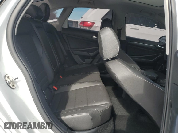 2015 Volkswagen Passat SEL Premium z VIN 1VWCV7A34FC093870, wystawiony jako Copart lot #45587835 z przebiegiem Nie podano mil oraz Szkoda całkowita • Salvage title. Historia ofert i sprzedaży dostępna na DreamBid. Obrazek 11.