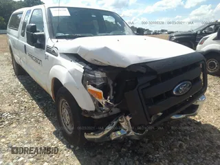 2016 Ford F-250 XLT z VIN 1FT7X2A6XGEB78343, wystawiony jako IAAI lot #30599328 z przebiegiem 135 216 mil mil oraz . Historia ofert i sprzedaży dostępna na DreamBid. Obrazek 6.