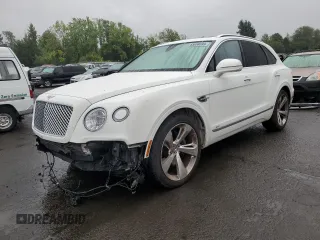 2020 Bentley Bentayga z VIN SJAAJ2ZV0LC027778, wystawiony jako Copart lot #65658693 z przebiegiem 44 853 mil mil oraz . Historia ofert i sprzedaży dostępna na DreamBid. Obrazek 1.