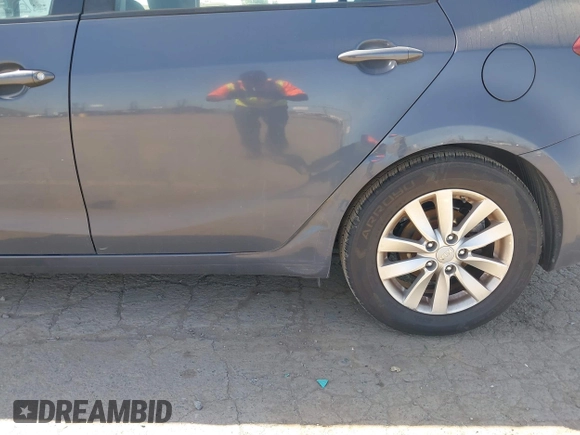 2015 Kia Forte LX with VIN KNAFX4A61F5354649, listed as a IAAI auction lot 42040586 with 113,436 mi miles. Bid and sale history available at carsss.com. Image 12.
