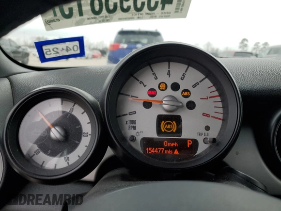 2012 MINI Convertible z VIN WMWZN3C59CT135172, wystawiony jako Copart lot #45593815 z przebiegiem 154 477 mil mil oraz Szkoda całkowita • Salvage title. Historia ofert i sprzedaży dostępna na DreamBid. Obrazek 9.