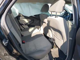 2013 Ford Focus SE with VIN 1FADP3F28DL260843, listed as a IAAI auction lot 41889090 with 131,636 mi miles. Bid and sale history available at carsss.com. Image 8.